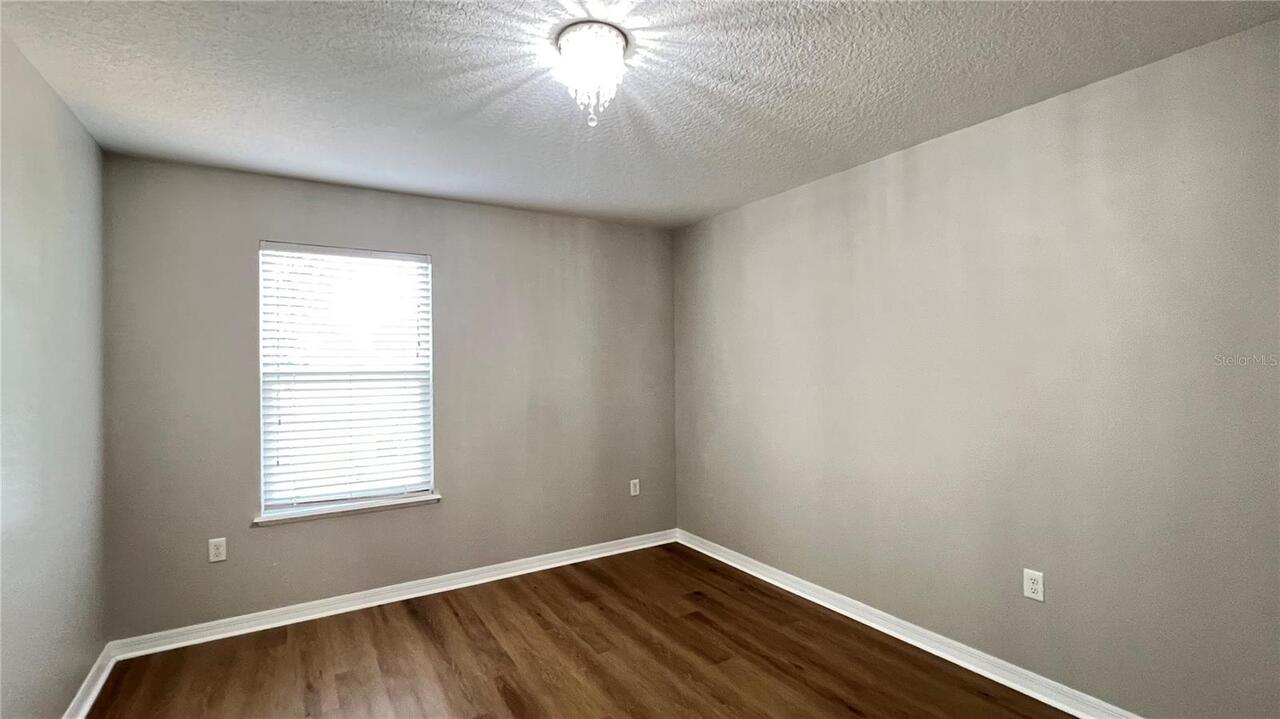 Listing Photo 33