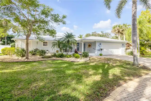 Listing Photo 17