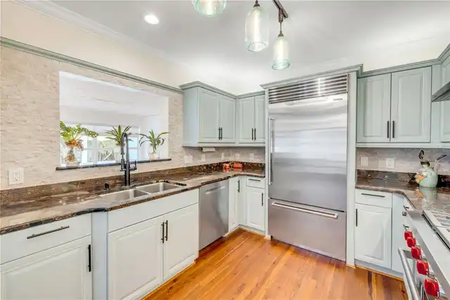 Listing Photo 25