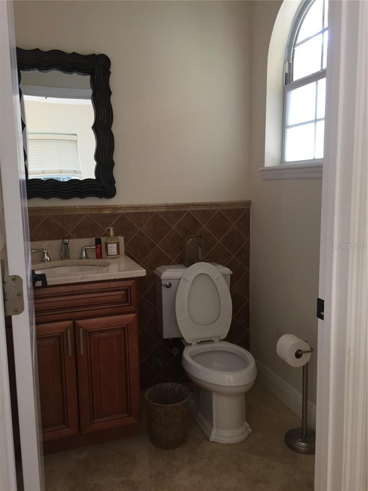 Listing Photo 7