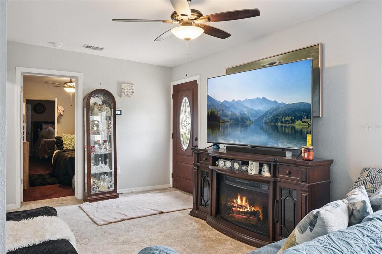Listing Photo 8