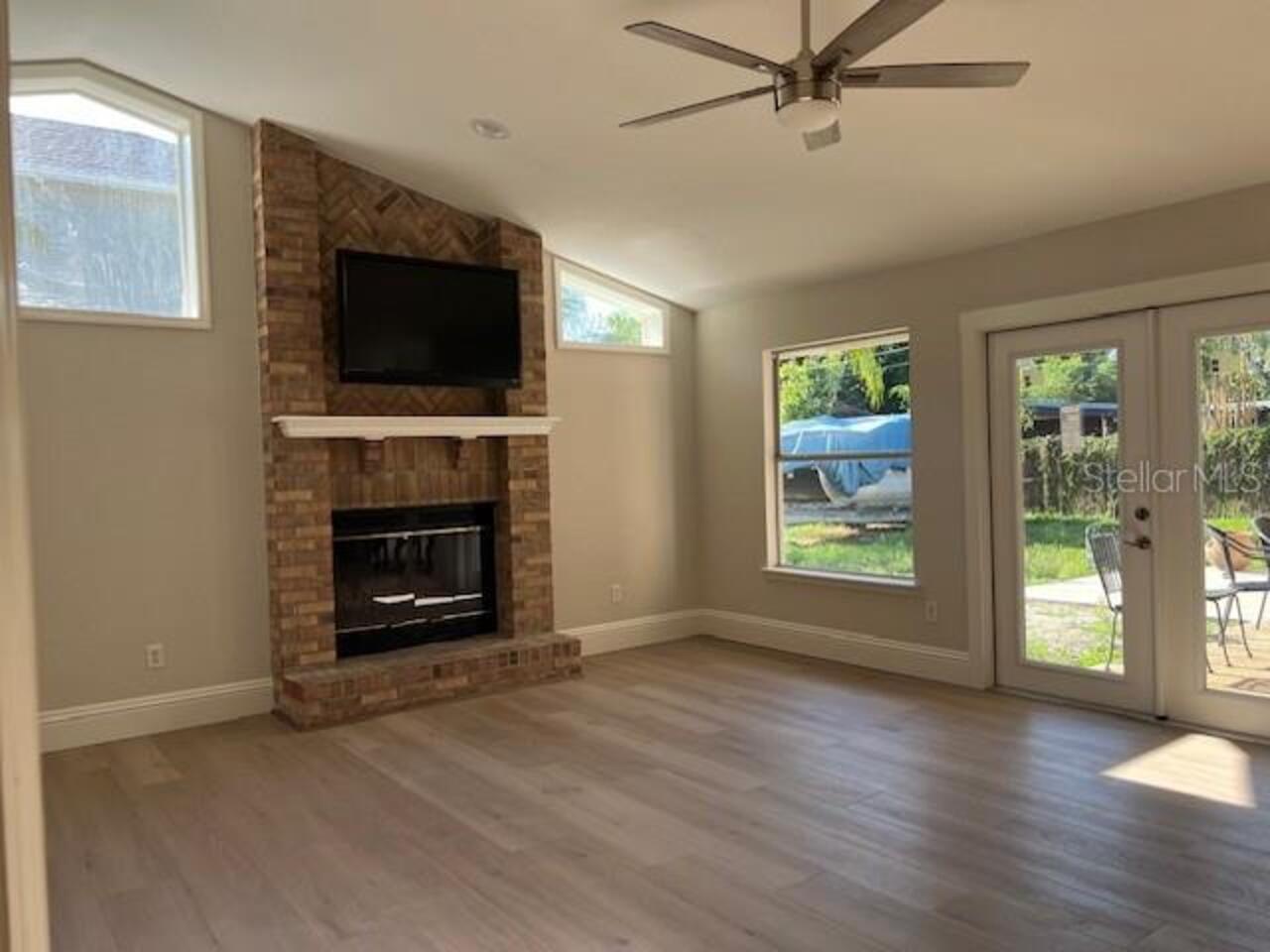 Listing Photo 8