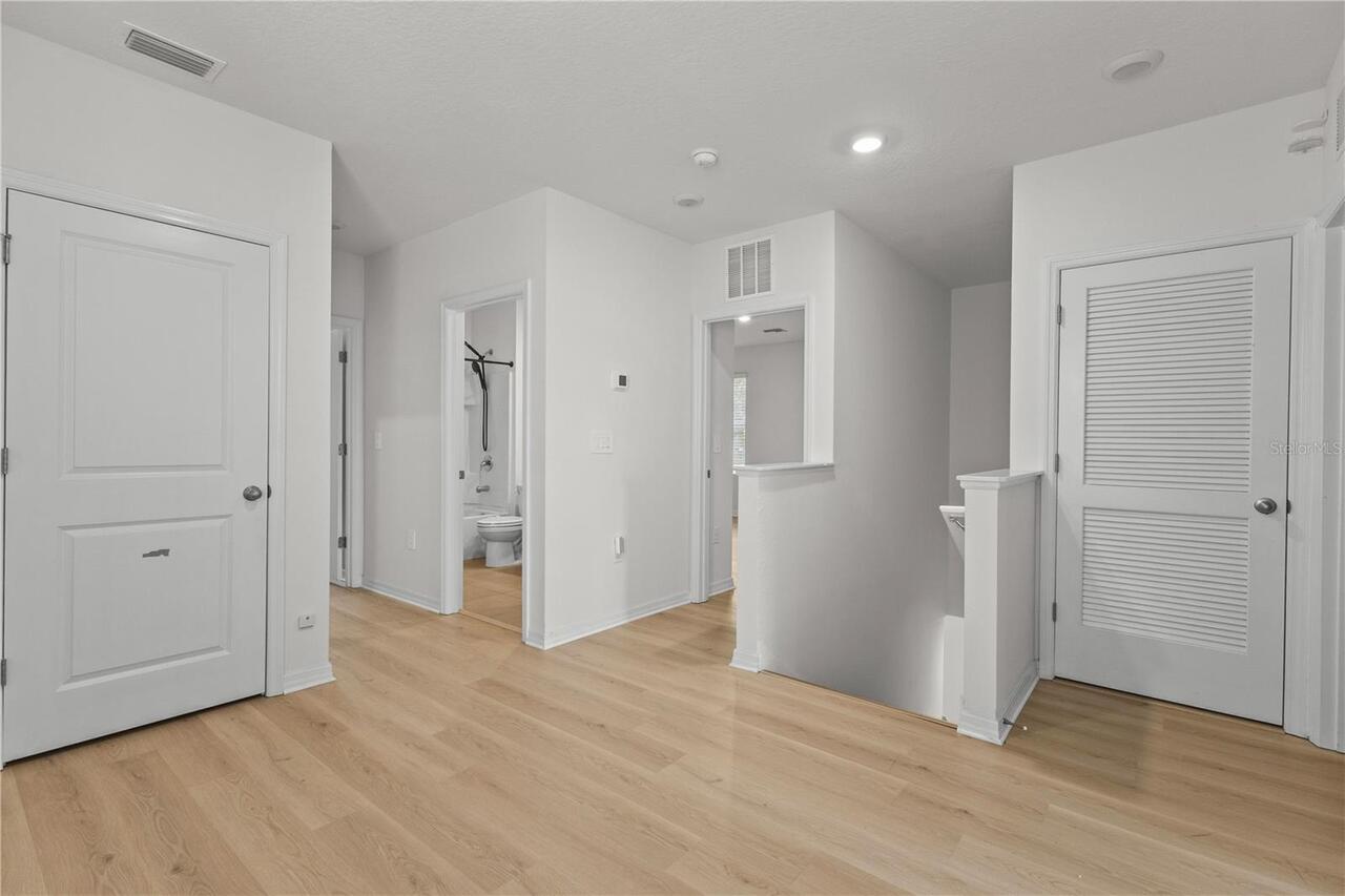 Listing Photo 17