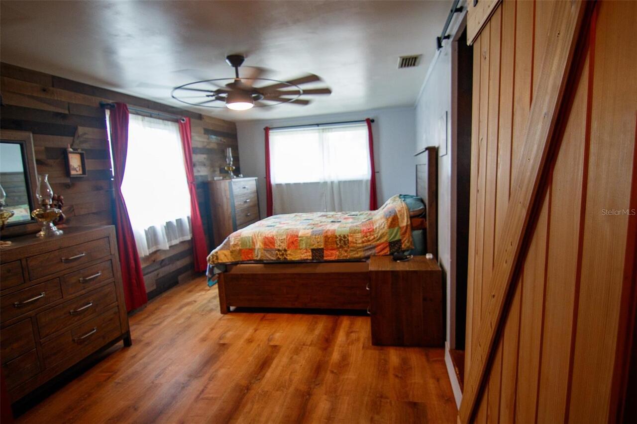 Listing Photo 24