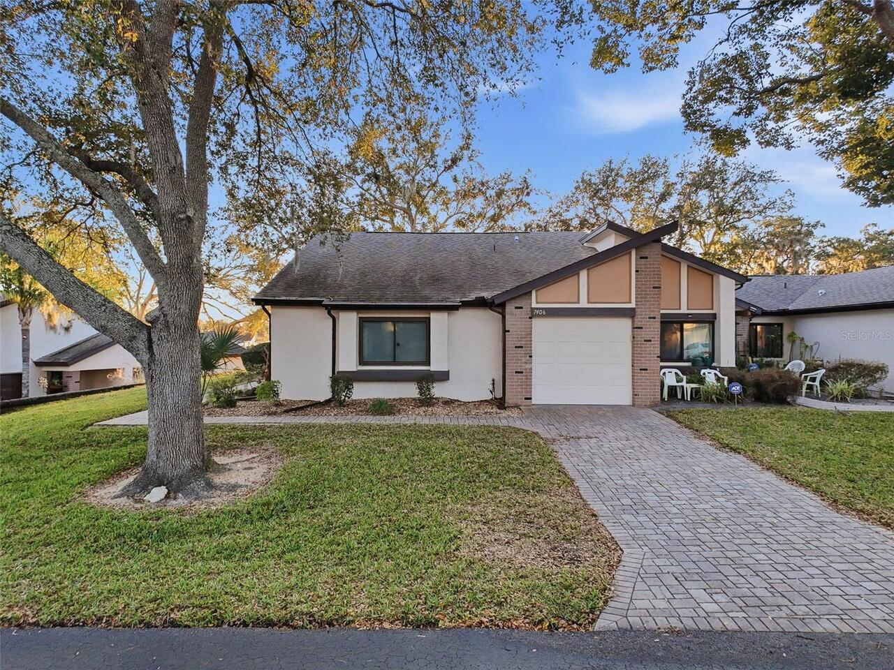 Listing Photo 9