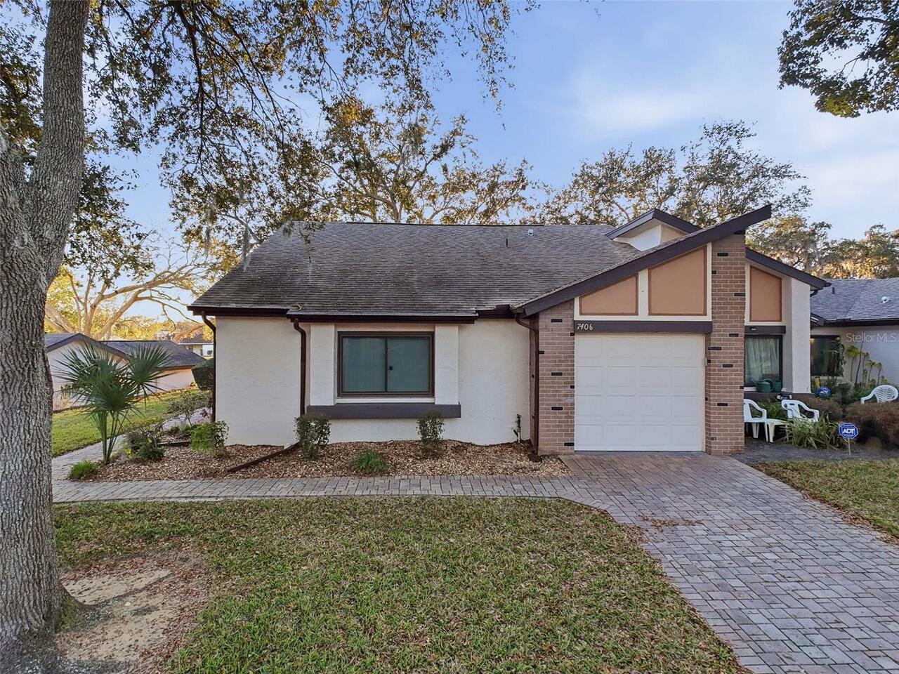 Listing Photo 12