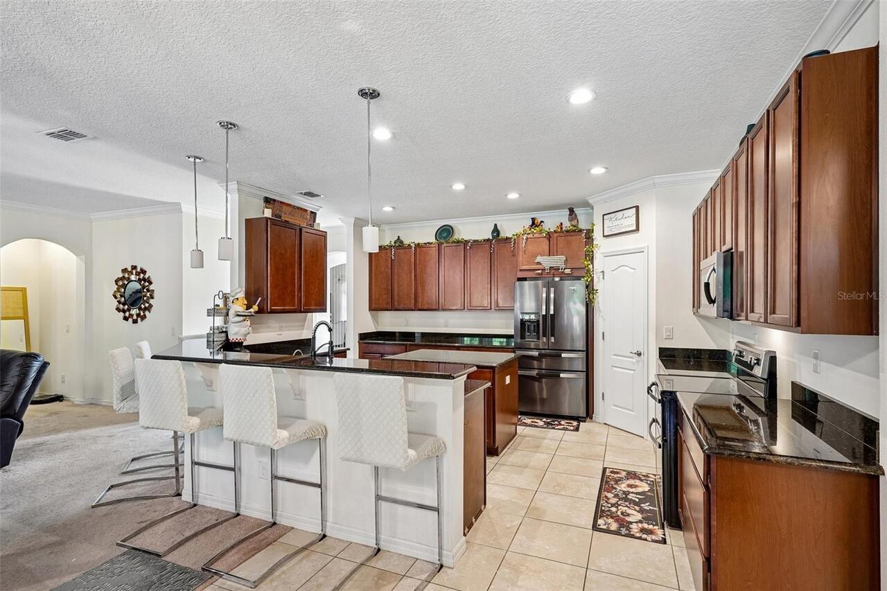 Listing Photo 10