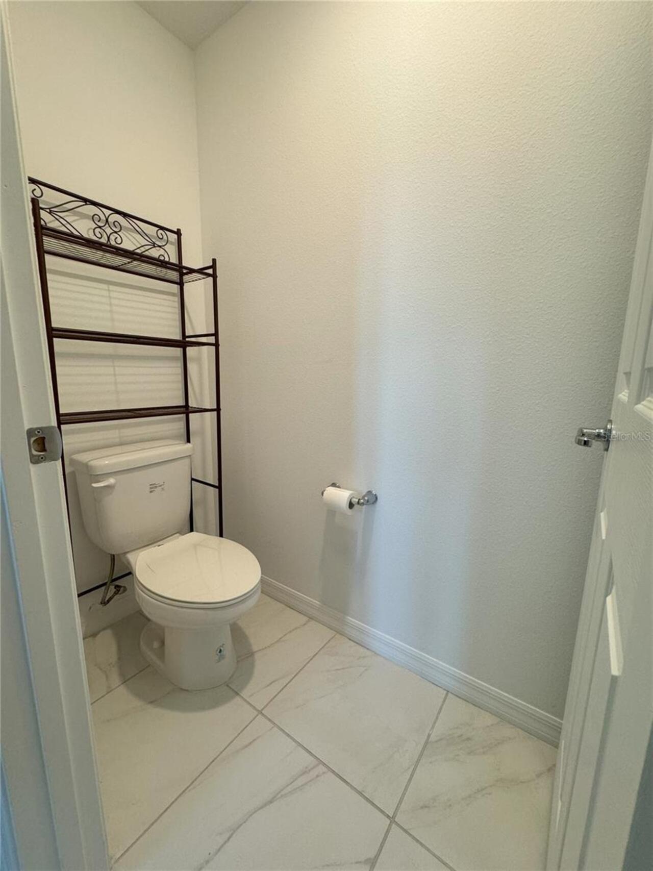Listing Photo 9