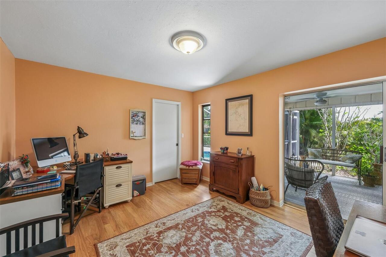 Listing Photo 16