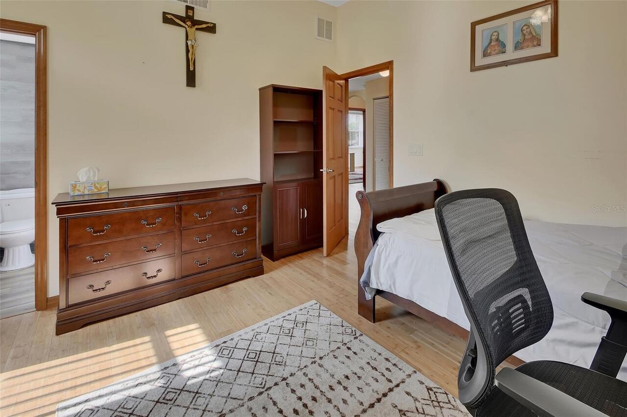 Listing Photo 29