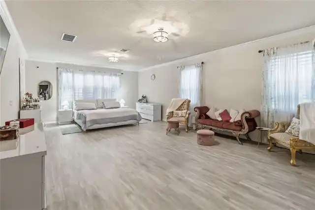 Listing Photo 39
