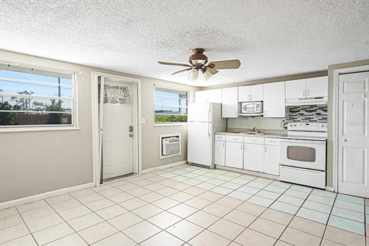 Listing Photo 7