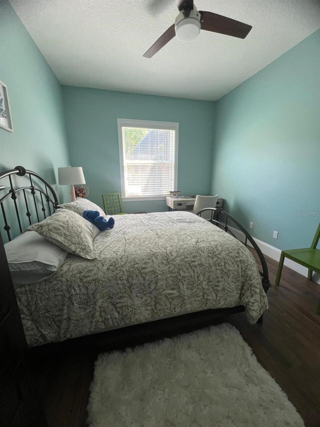 Listing Photo 12