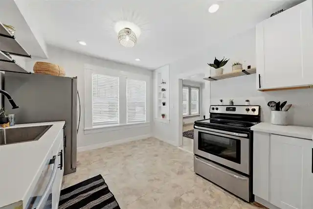 Listing Photo 12
