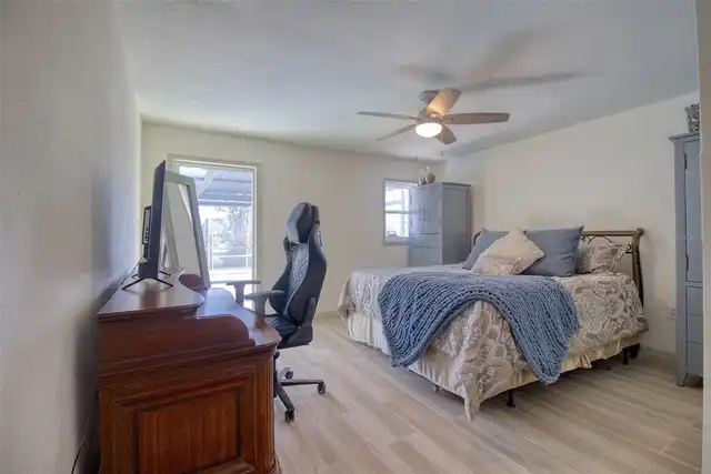 Listing Photo 25