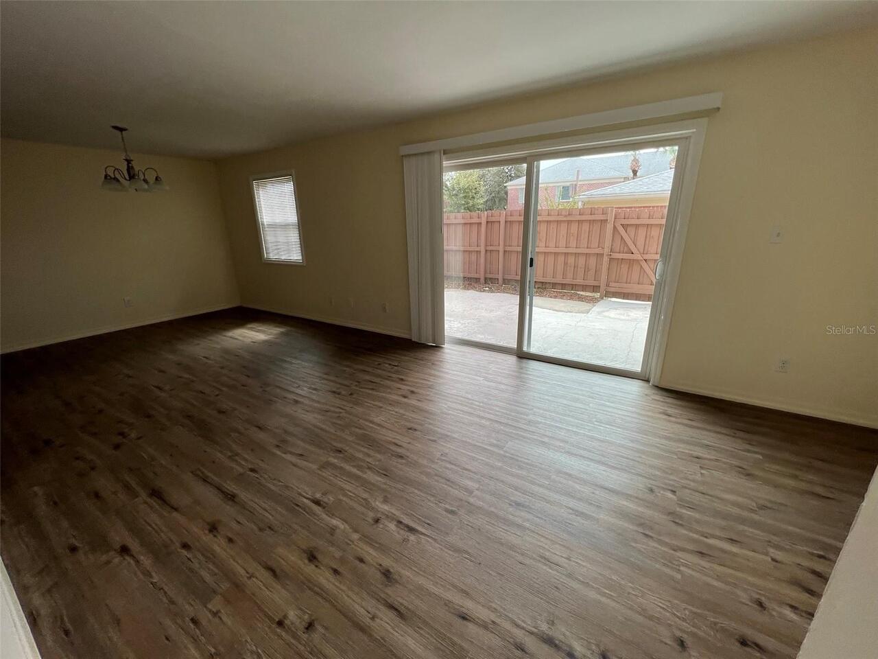 Listing Photo 7