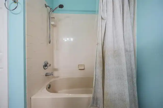 Listing Photo 19
