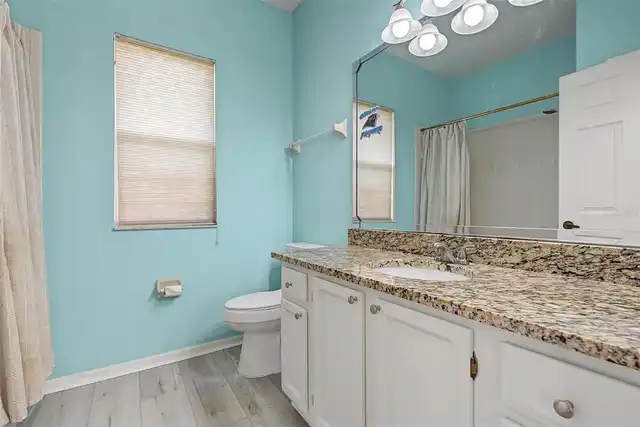 Listing Photo 18