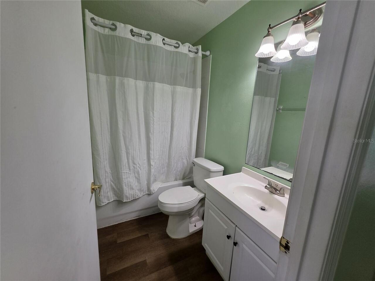 Listing Photo 14