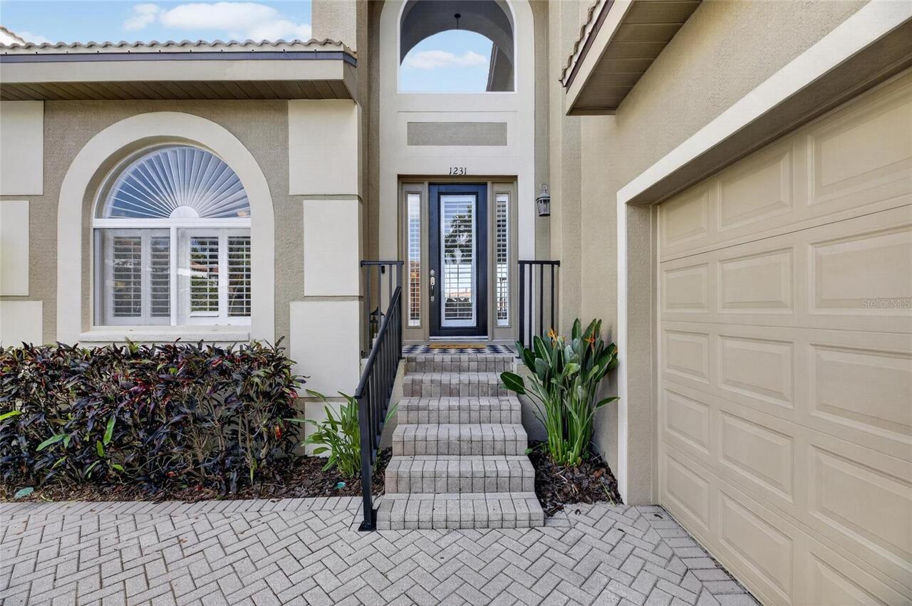 Listing Photo 11