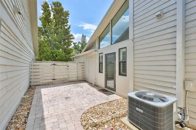 Listing Photo 43