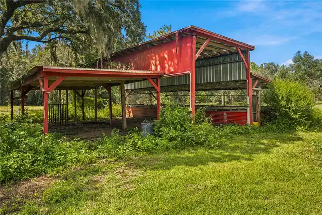 Listing Photo 11