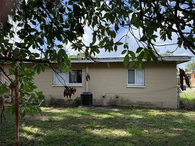 Listing Photo 14