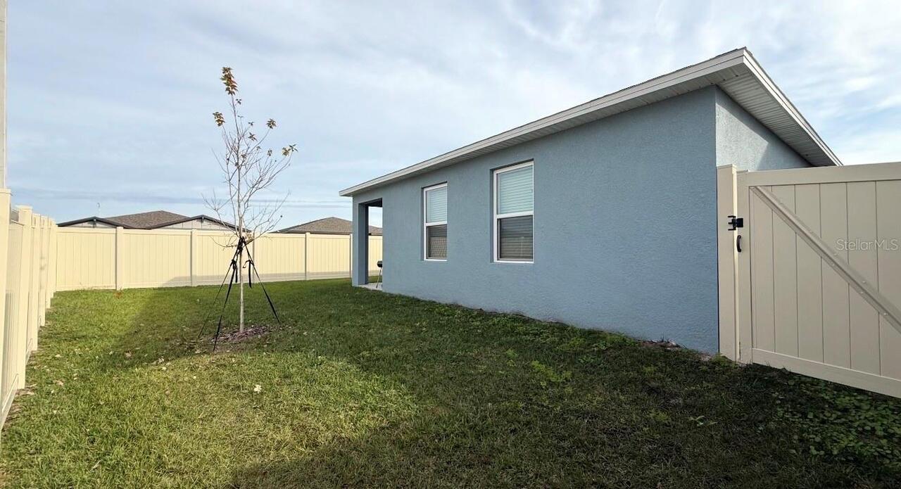 Listing Photo 9