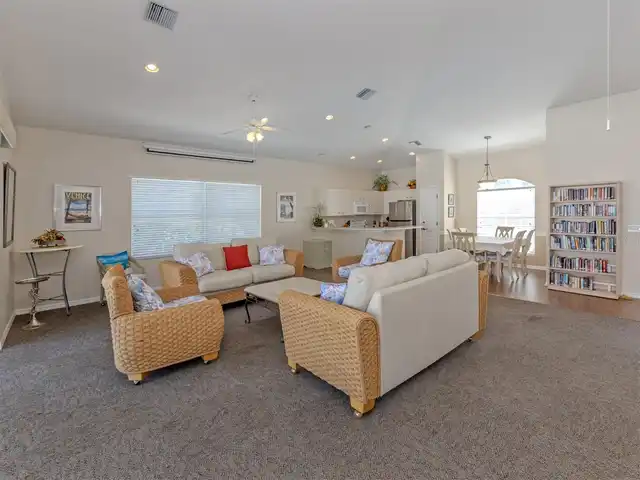 Listing Photo 29