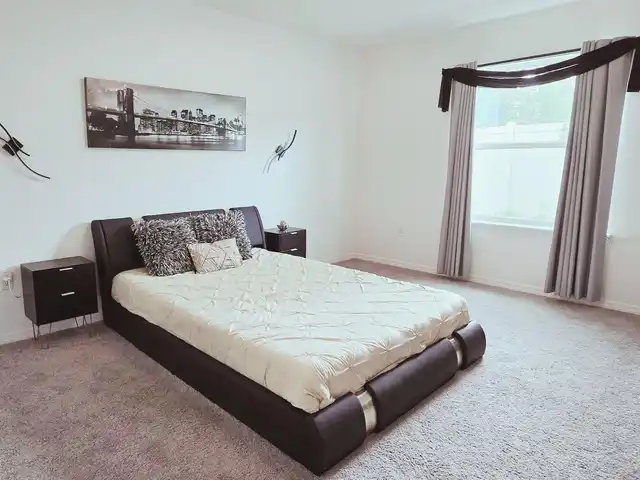 Listing Photo 17