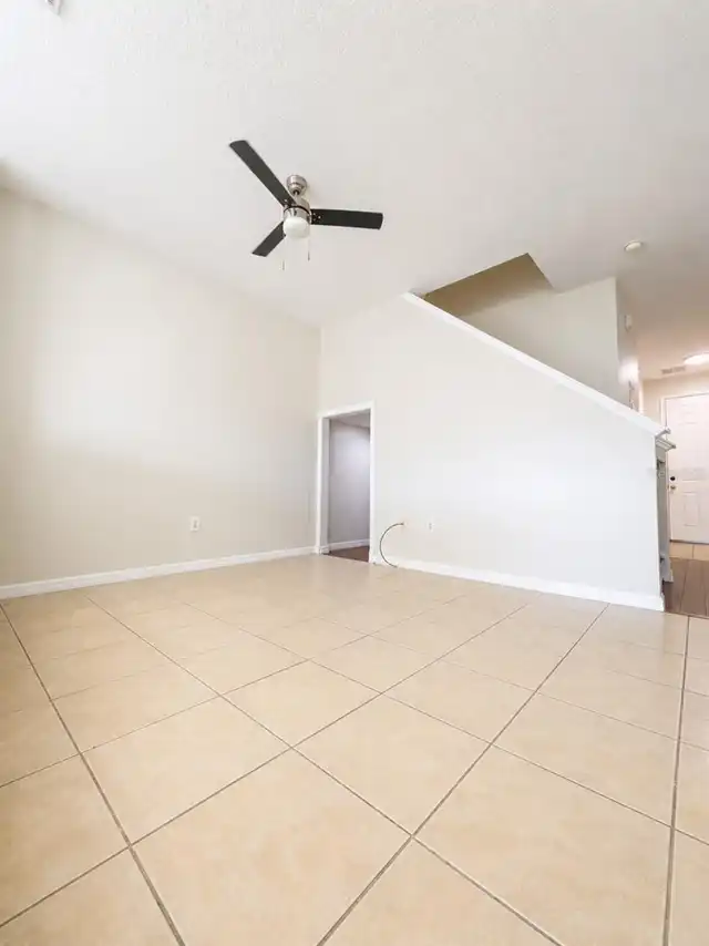 Listing Photo 14