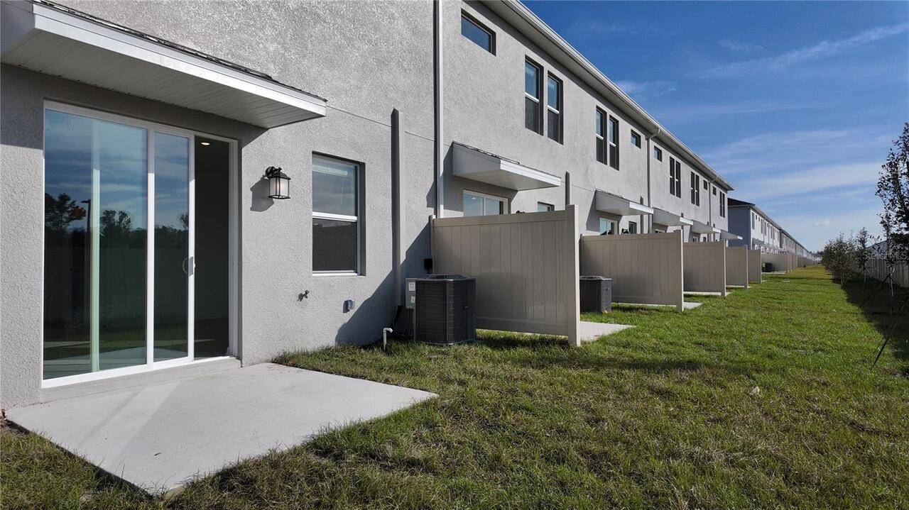 Listing Photo 9