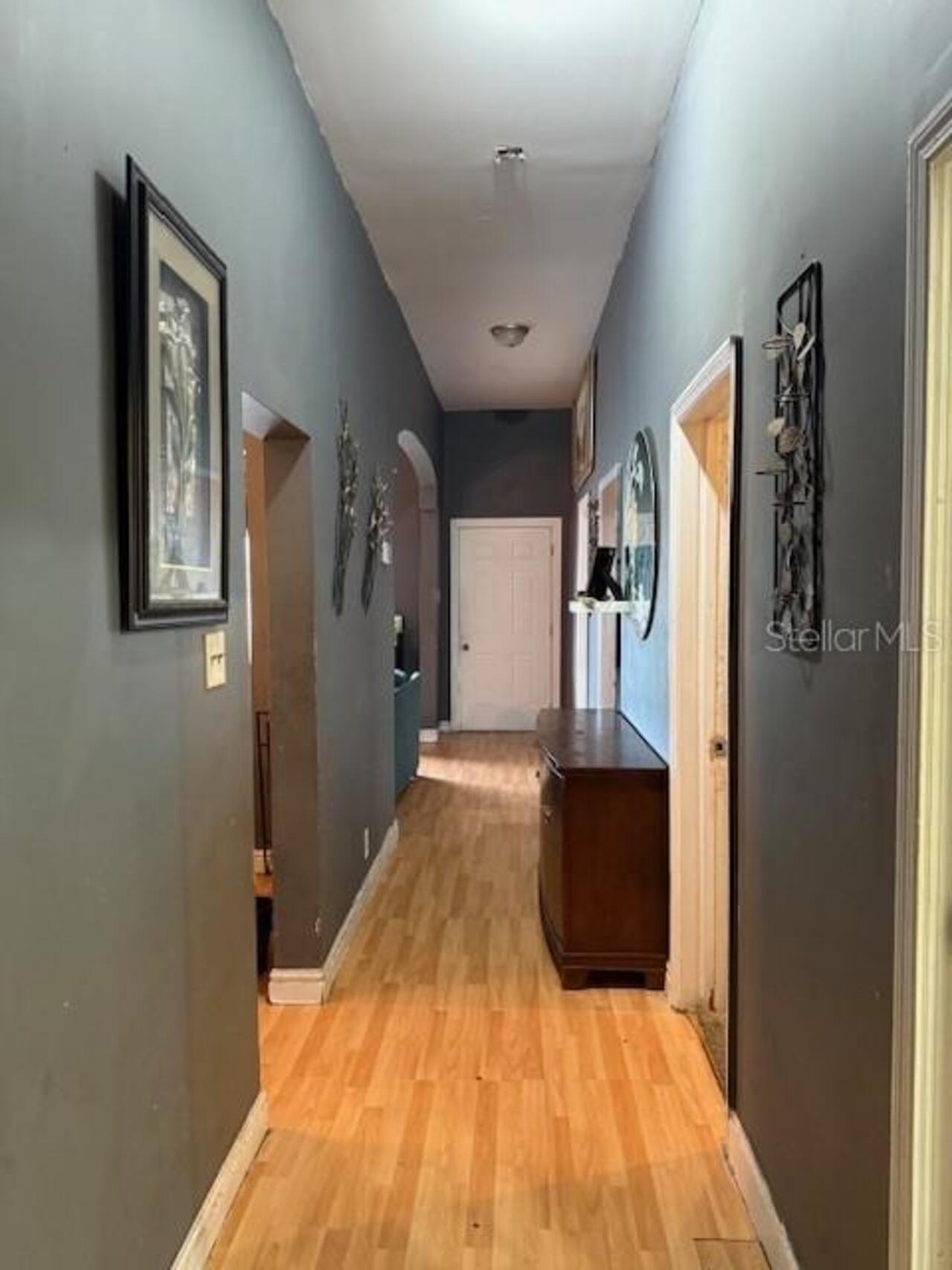 Listing Photo 8