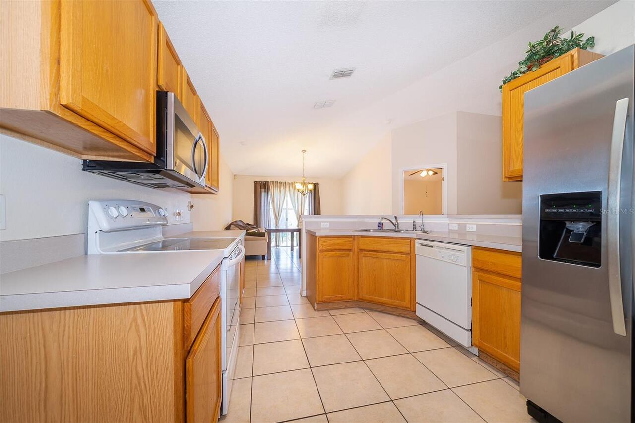 Listing Photo 11