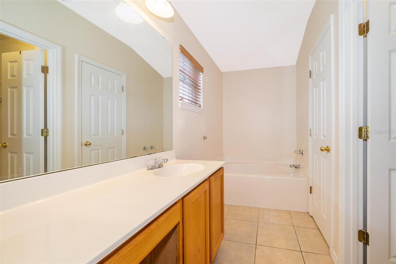 Listing Photo 14