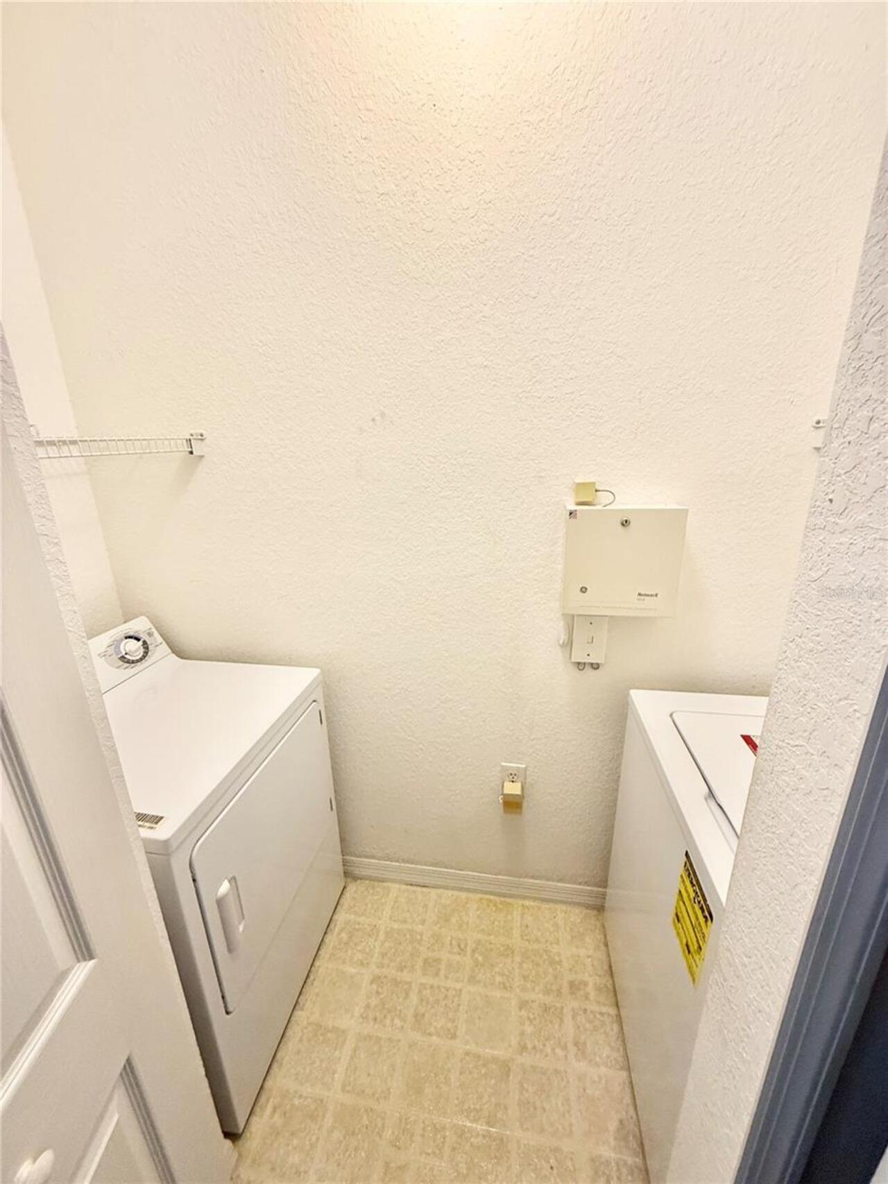 Listing Photo 6