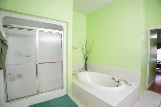 Listing Photo 22
