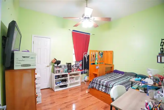 Listing Photo 25