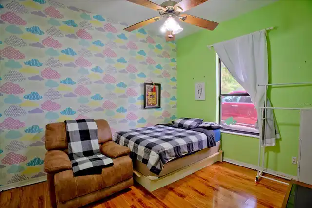 Listing Photo 28