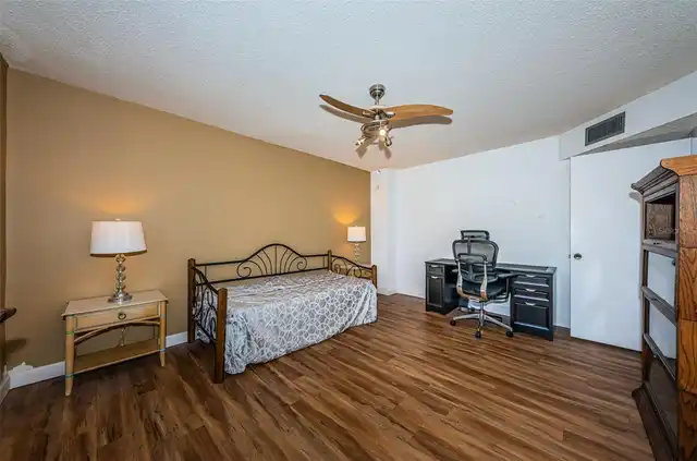 Listing Photo 41