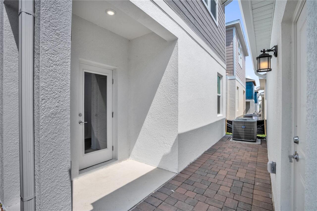 Listing Photo 23