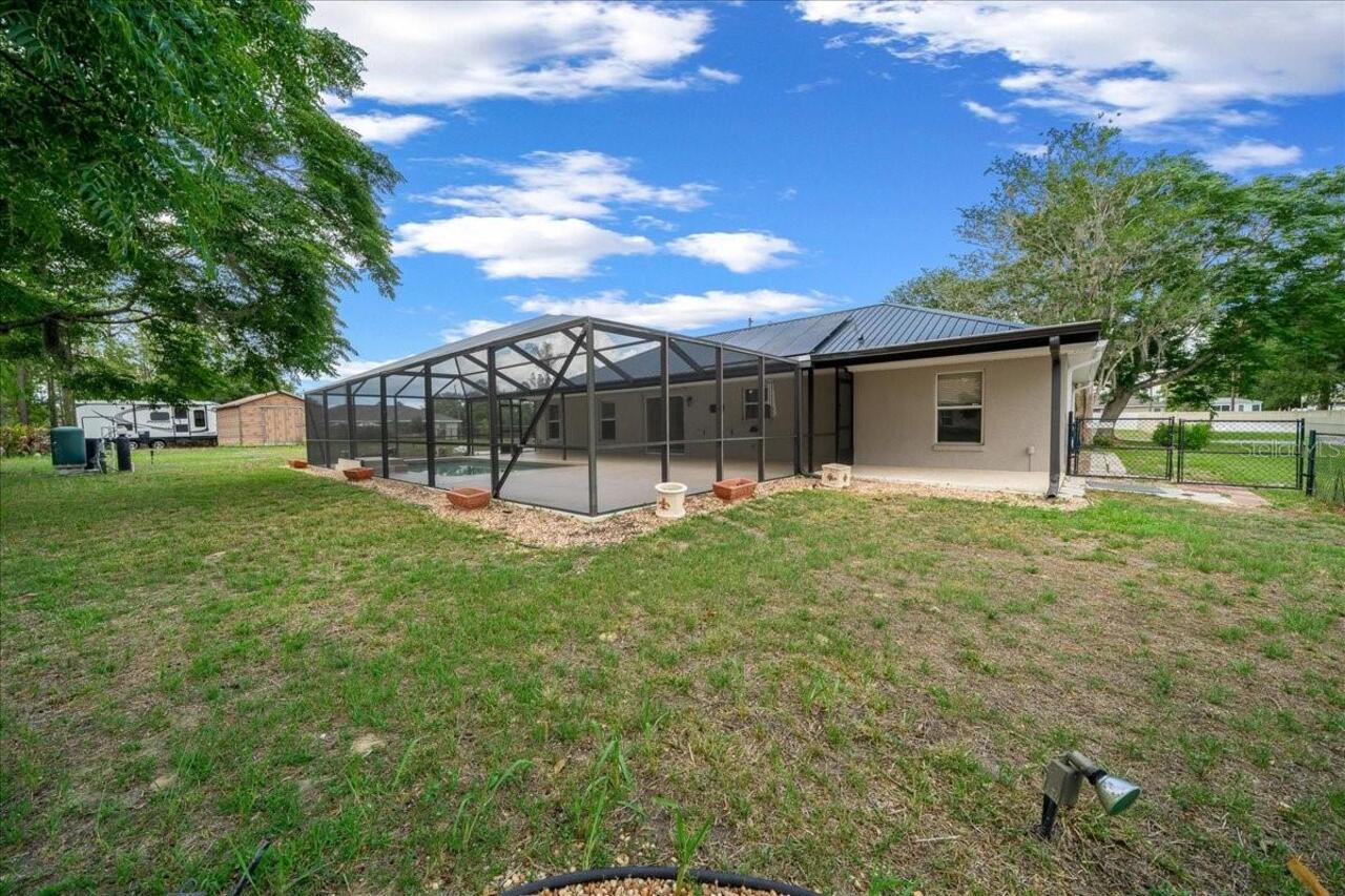 Listing Photo 11