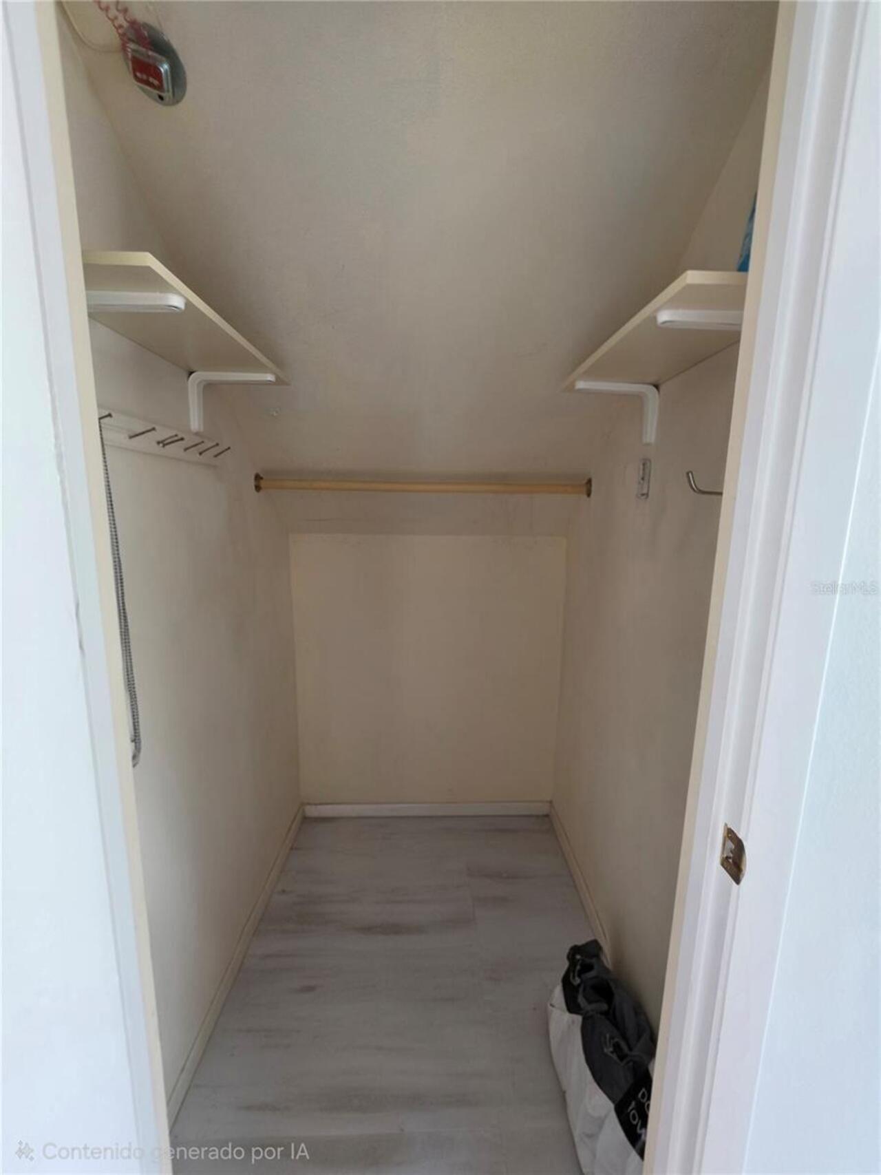 Listing Photo 14