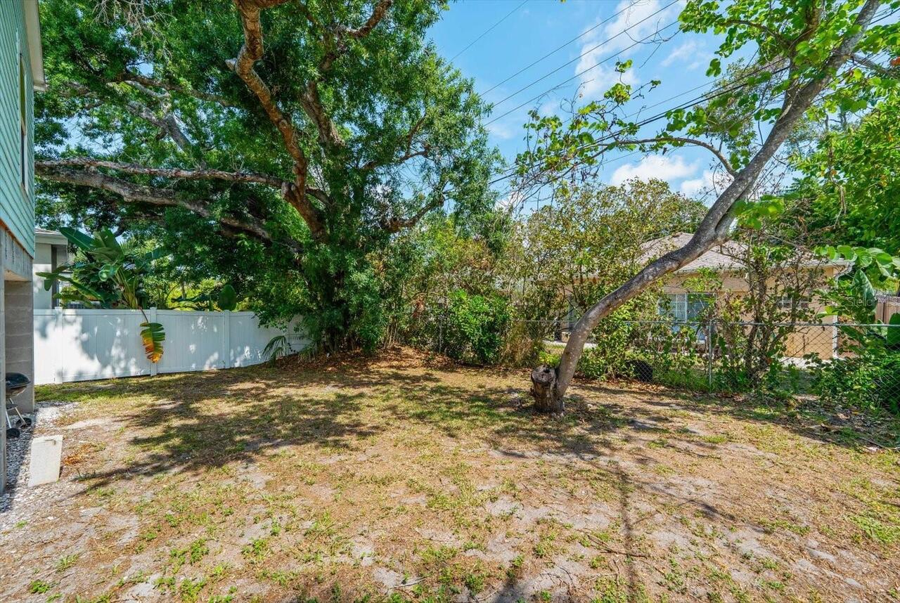 Listing Photo 37