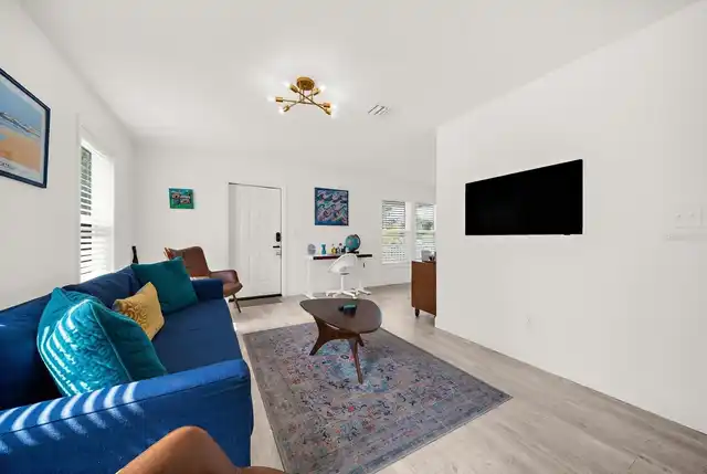 Listing Photo 21