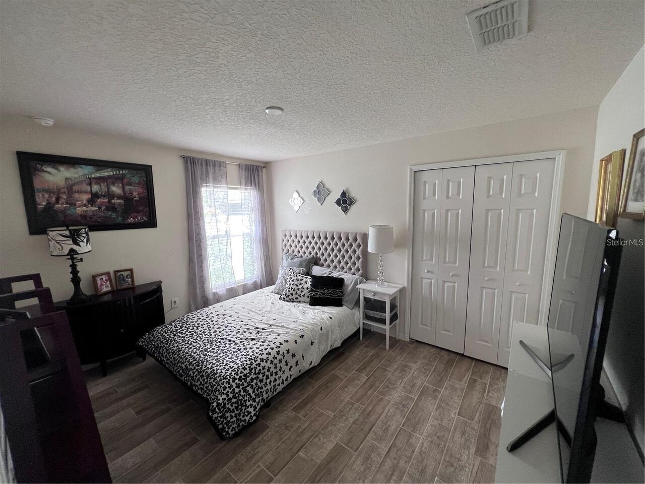 Listing Photo 14