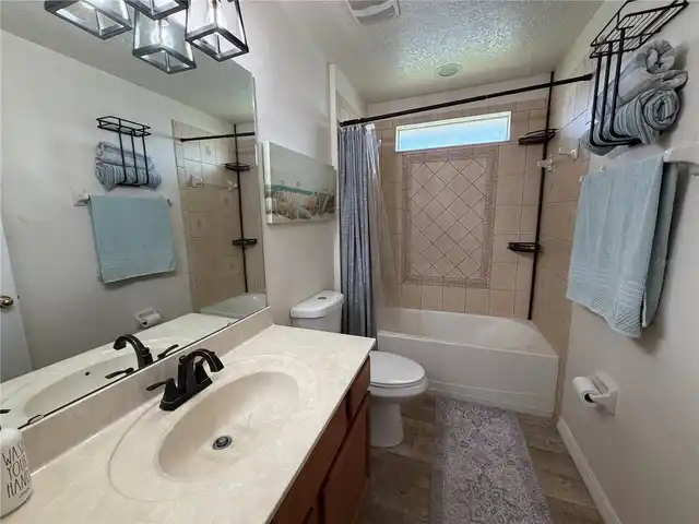 Listing Photo 16