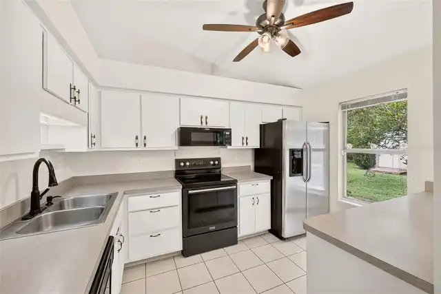 Listing Photo 31