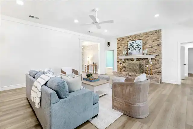 Listing Photo 21
