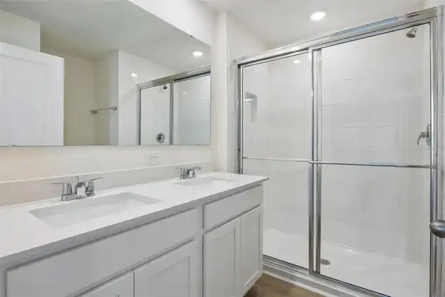 Listing Photo 14